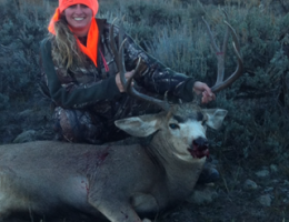 huge mule deer trophy chasers guided hunting  1 4