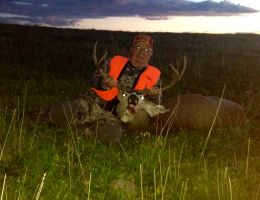 huge mule deer trophy chasers guided hunting  15 